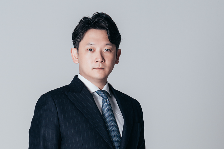 규제라는 파도를 넘어 Web 3.0의 표준을 세우다: 가상자산 법률의 '퍼스트 무버', 권오훈 변호사